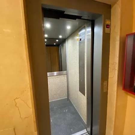 Appartamento Céntrico Con Vistas Y Piscinas *